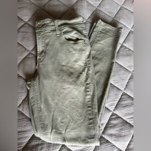 Old Navy Women’s Olive Rock Star Super Skinny Jeans